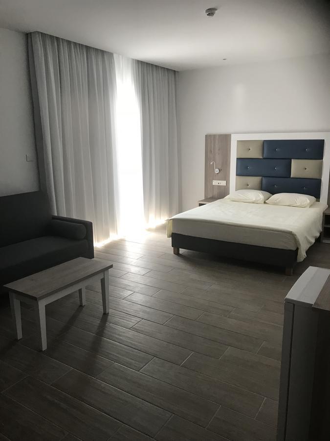 Stratovarius Nissi Rooms Ayia Napa Exterior photo